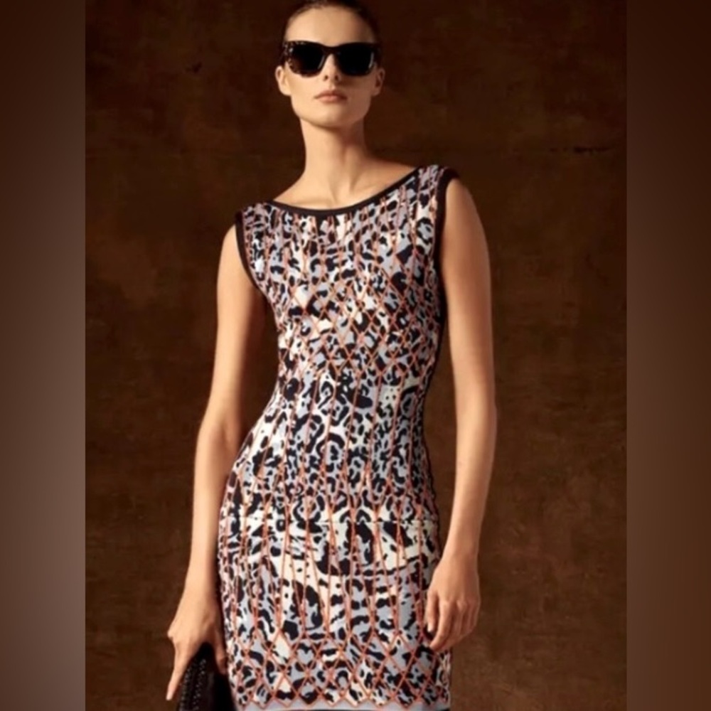 Elegant and Authentic Herve Leger Sidney Bandage Dress SO FLATTERING! Small S